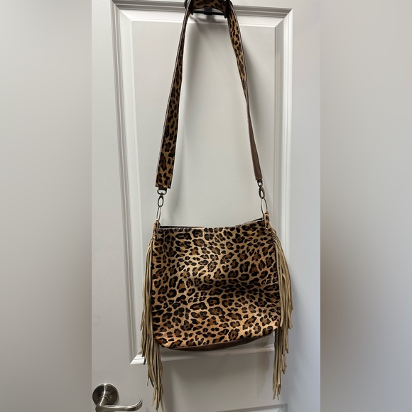Leopard leather and fur shoulder bag - Picture 2 of 4